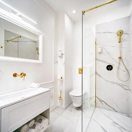 Arte Niecała 11 - Faktura Vat Parking Free *